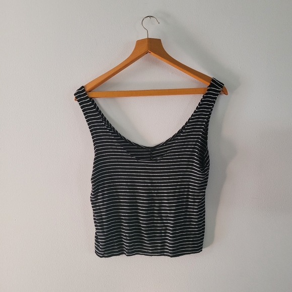AMERICAN EAGLE soft & sexy rib cropped oversized relaxed fit tank top size XS - Picture 4 of 4